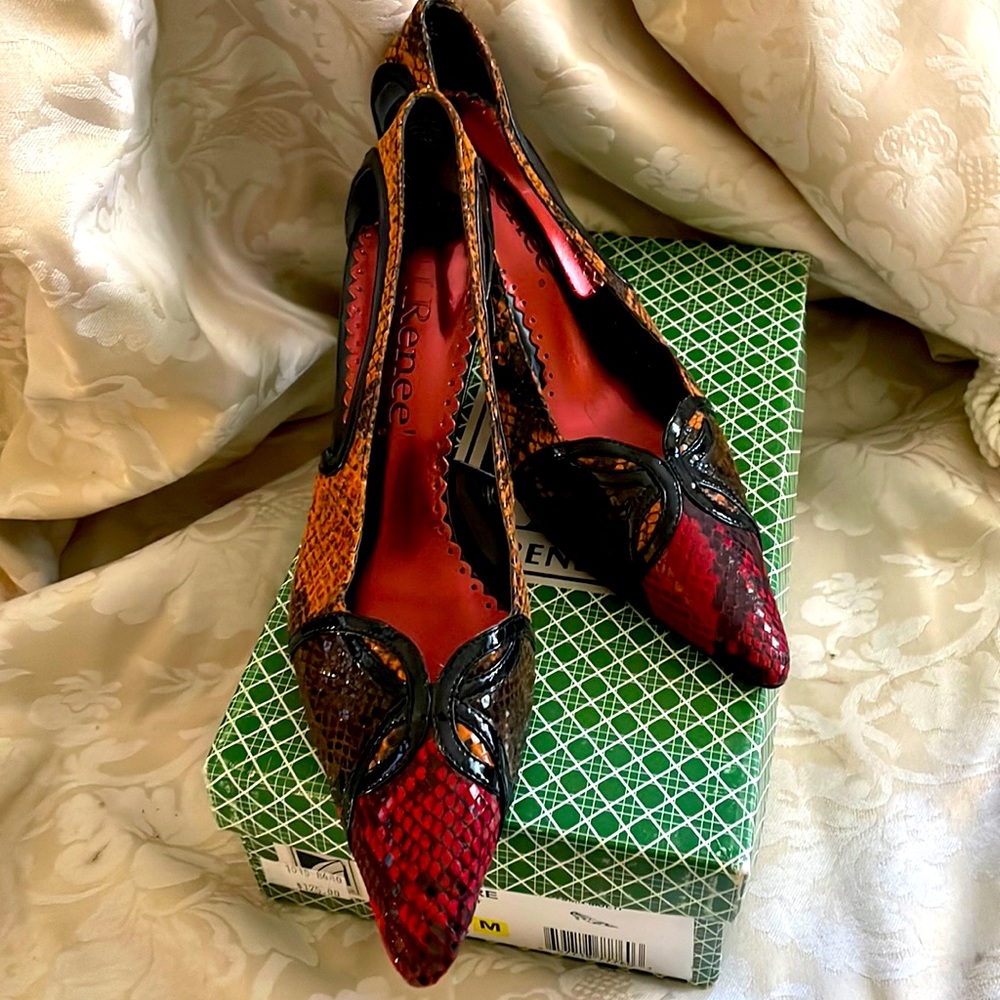 Reptile patterned patent leather heels red, brown, orange Size 7.5
